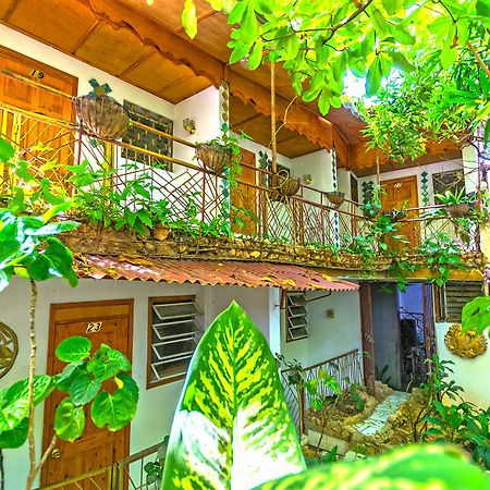 Pacot Breeze Hotel Musseau Экстерьер фото