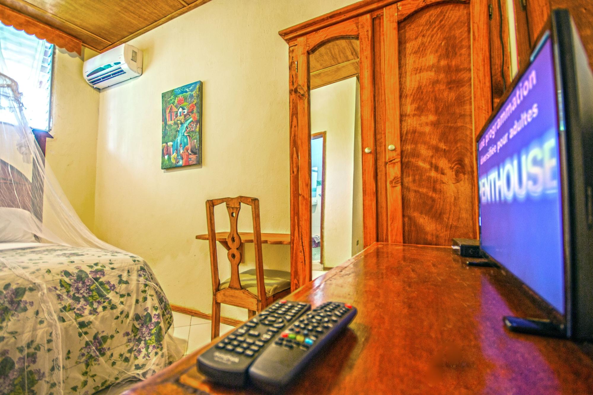 Pacot Breeze Hotel Musseau Экстерьер фото
