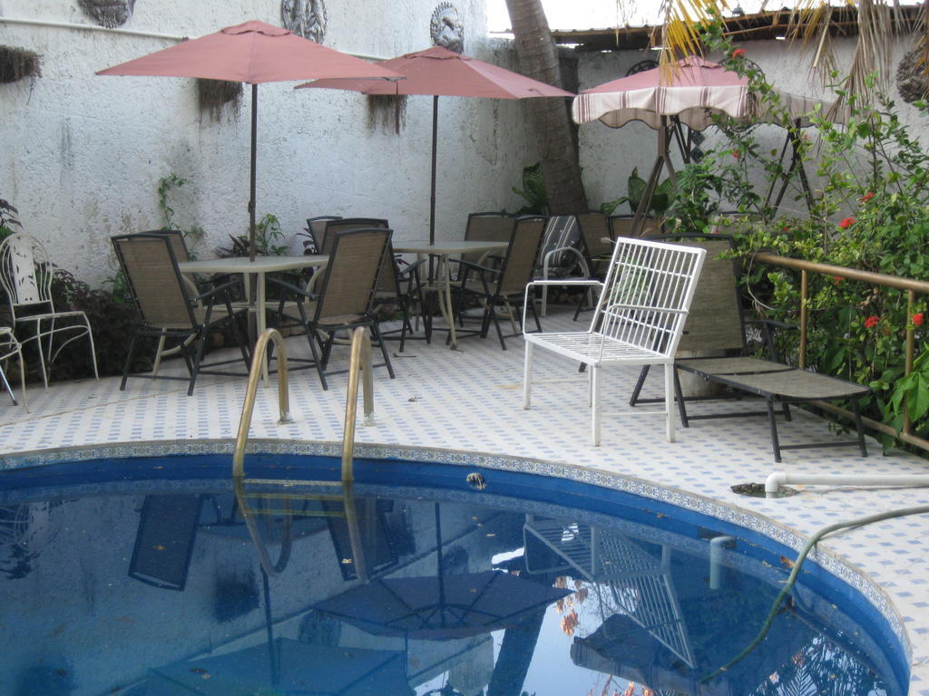 Pacot Breeze Hotel Musseau Экстерьер фото