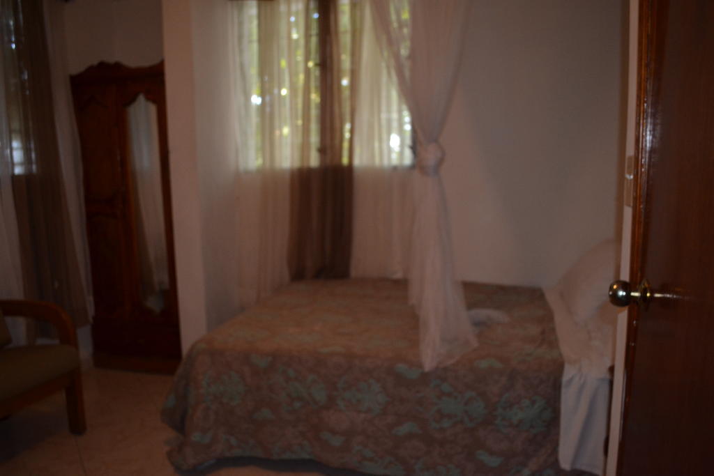 Pacot Breeze Hotel Musseau Экстерьер фото